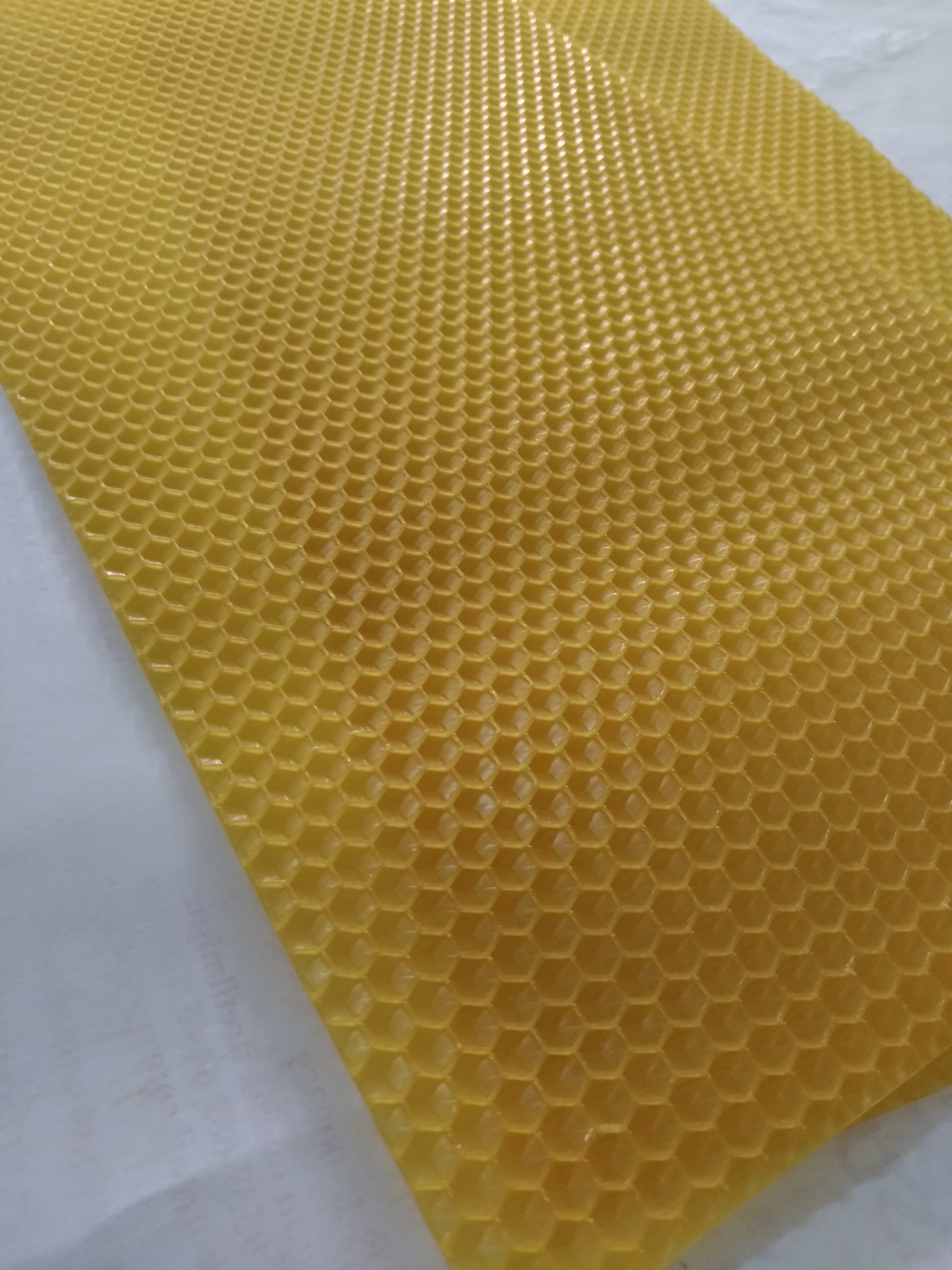 Erkek Arı Gözlü Petek - Görsel 2