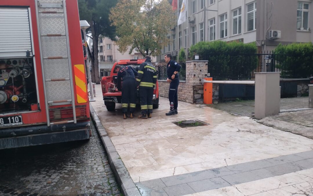 Atatürk Bulvarı’ndaki Bulvar Apartmanı’nda Şüpheli Yangın