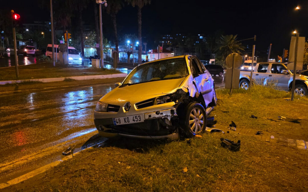 Milas Otogar Kavşağı’nda Trafik Kazası: Bir Yaralı