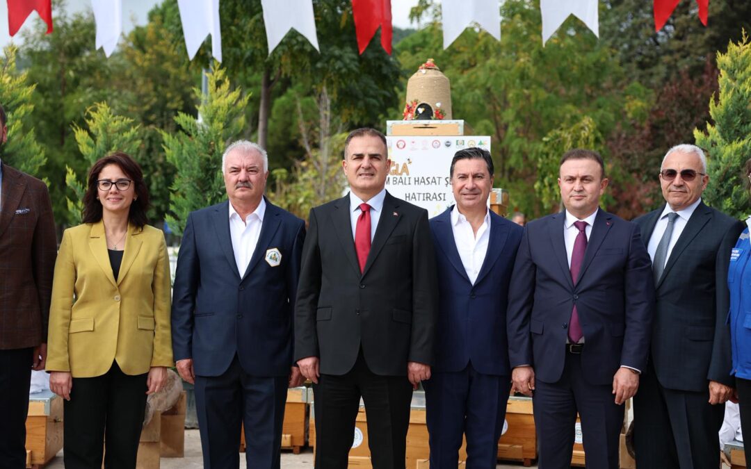 Muğla’da İlk Çam Balı Hasat Şenliği Büyük İlgi Gördü