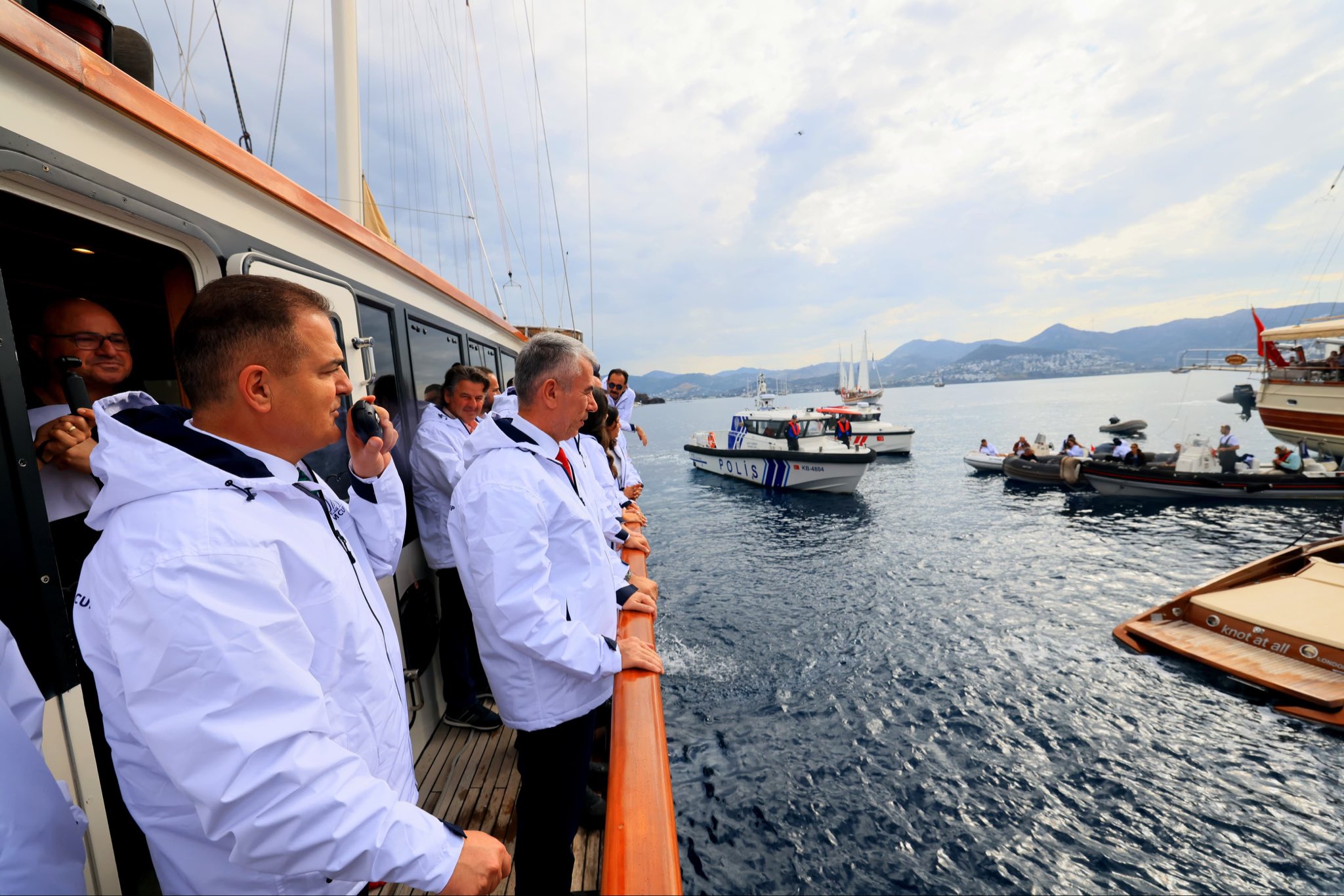 the-bodrum-cup-37-kez-yelken-acti-starti-vali-dr-idris-akbiyik-verdi_afa4646a