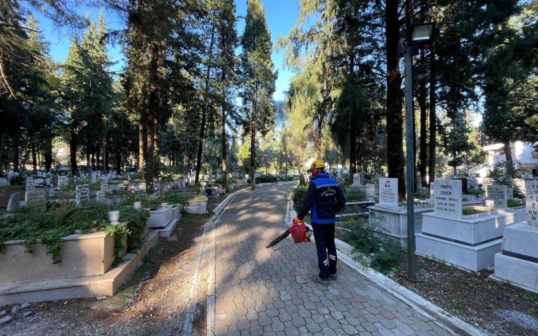 Büyükşehir’den Mezarlıklarda Kapsamlı Bakım ve Düzenleme