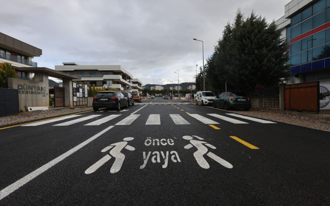 Muğla Büyükşehir Belediyesi Kolejler Bölgesi’nde Yol Yapım Çalışmalarını Tamamladı